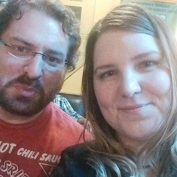 Meet your Posher, Madena - Picture 1 of 1